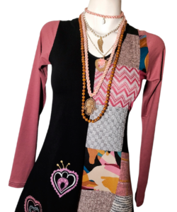 Alternative view of Vestido Simona Divi patch rosita corazones