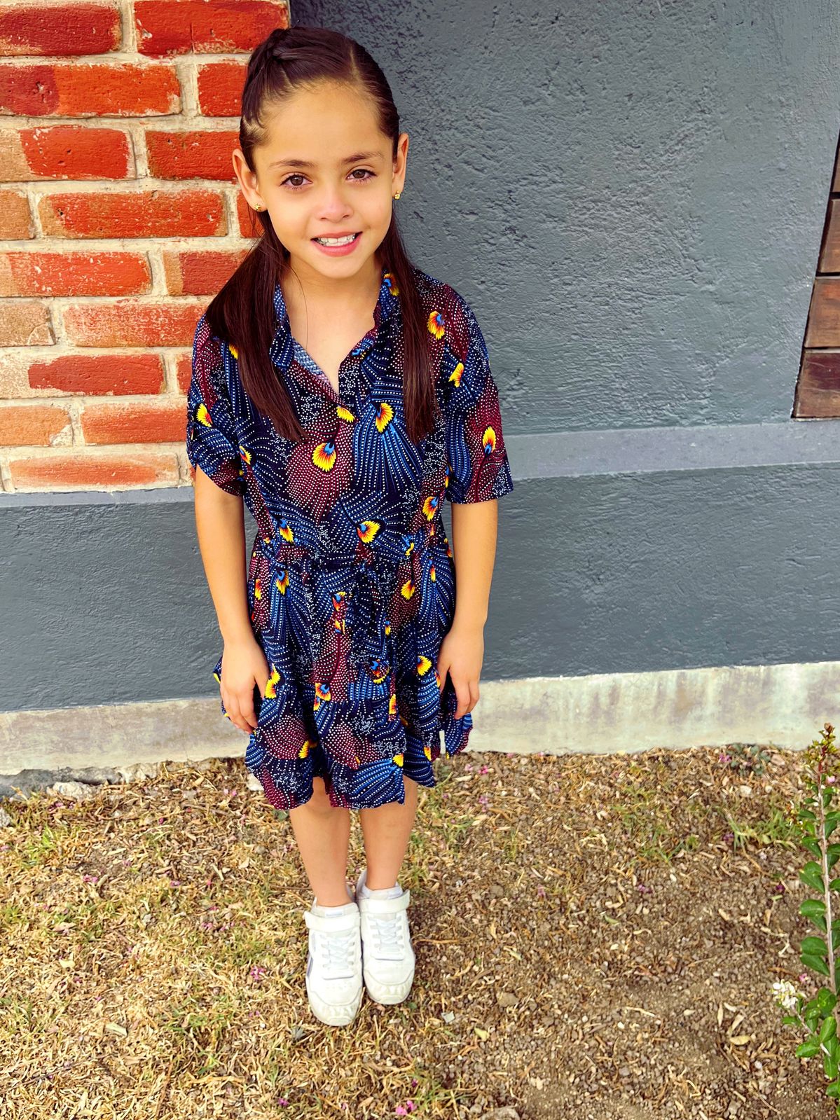 Vestido Angie Olanes Niña plumas pavoreal