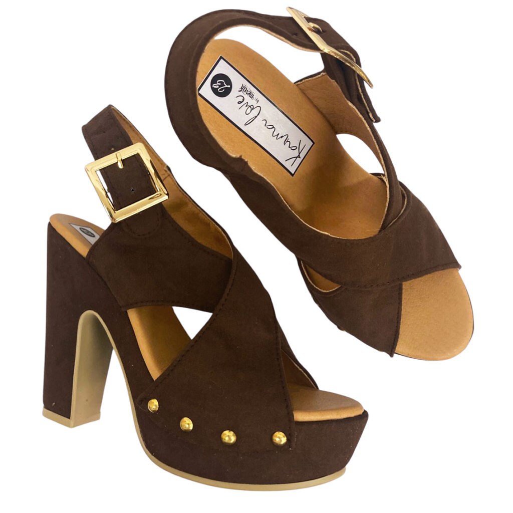 Zapatilla cruzada gamuza café