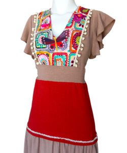 Alternative view of Vestido Denhi olanes beige mariposas